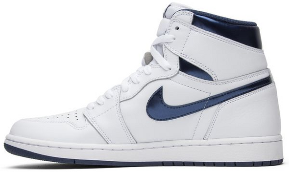 Jordan 1 Retro "Metallic Navy" (Worn)