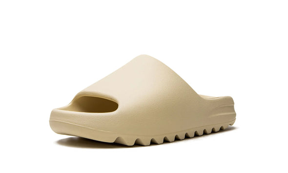 Yeezy "Bone" Slide (2022)