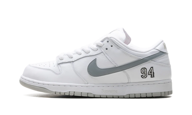 Nike SB Dunk Low "Supreme - White"
