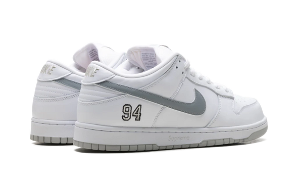 Nike SB Dunk Low "Supreme - White"