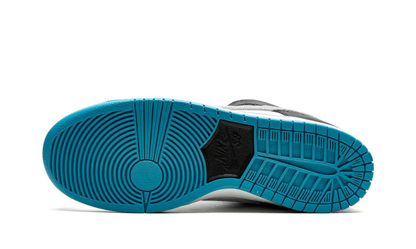 Nike SB Dunk Low "Laser Blue"
