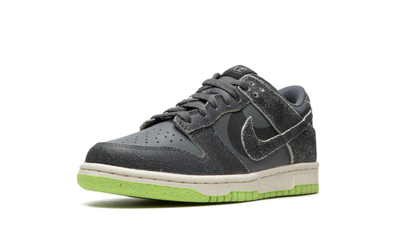 Nike Dunk Low Retro Premium "Halloween" Grade School