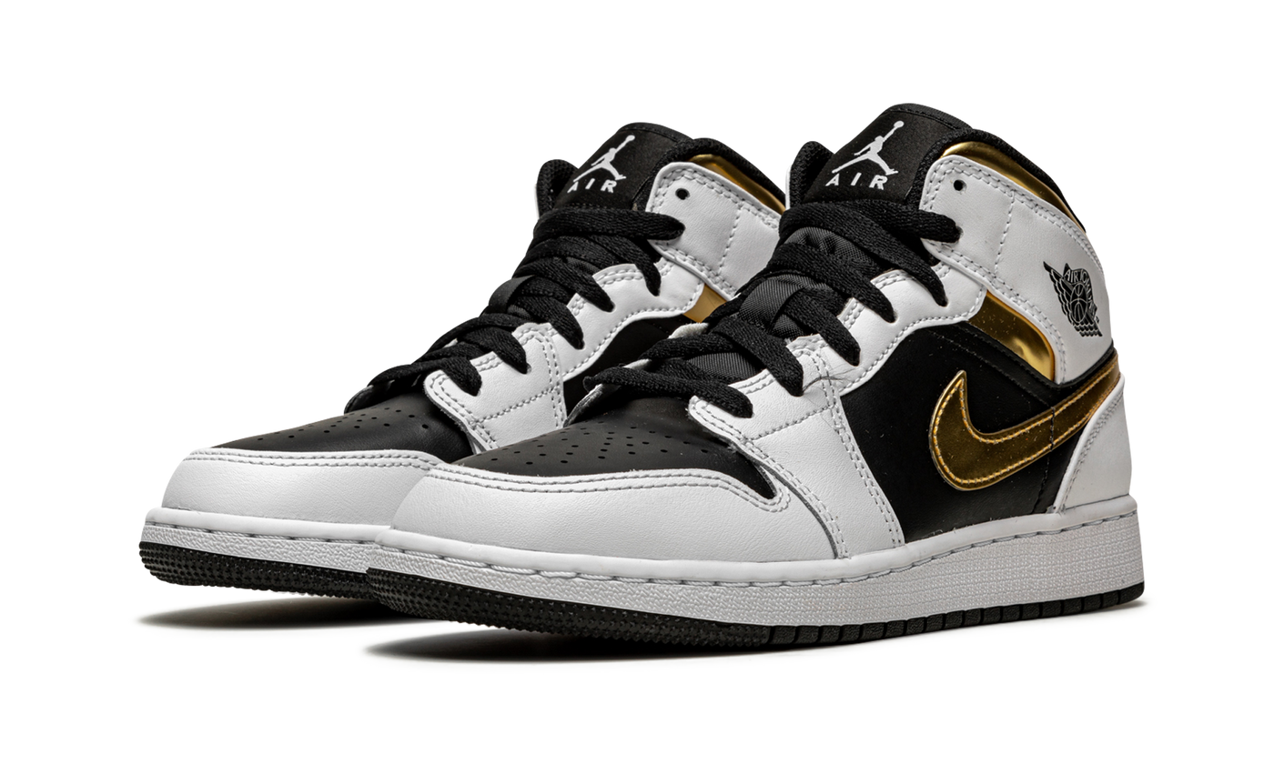 Black and gold jordan 1 grade school sales
