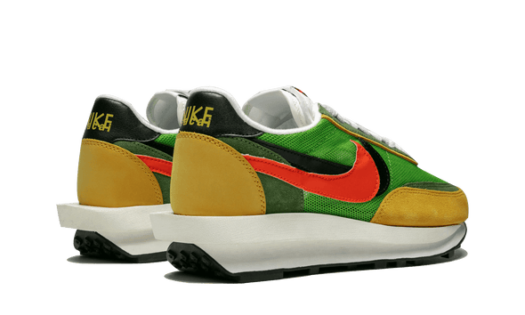 Nike X Sacai LD Waffle "Green Gusto"