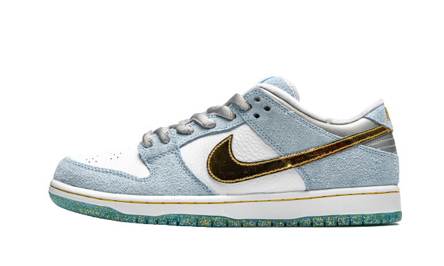 nike sb dunks holiday
