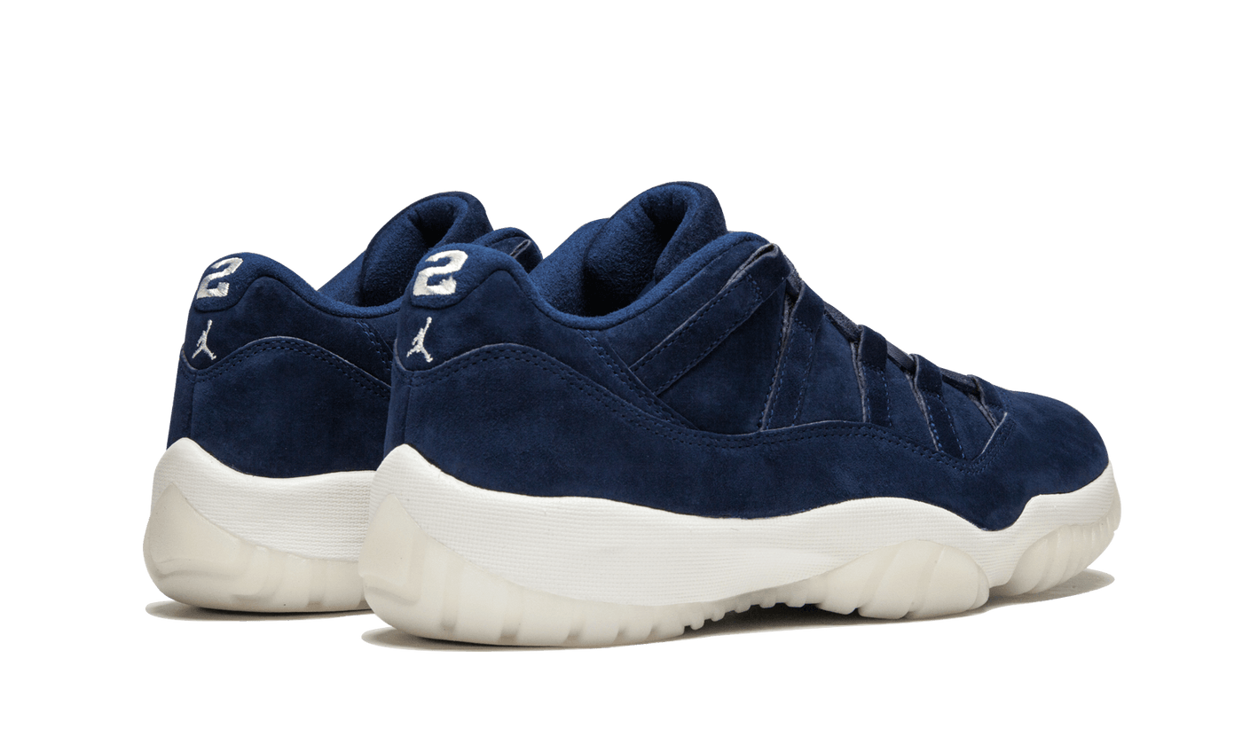 Jordan 11 Retro Low Derek Jeter RE2PECT STVTEMENT